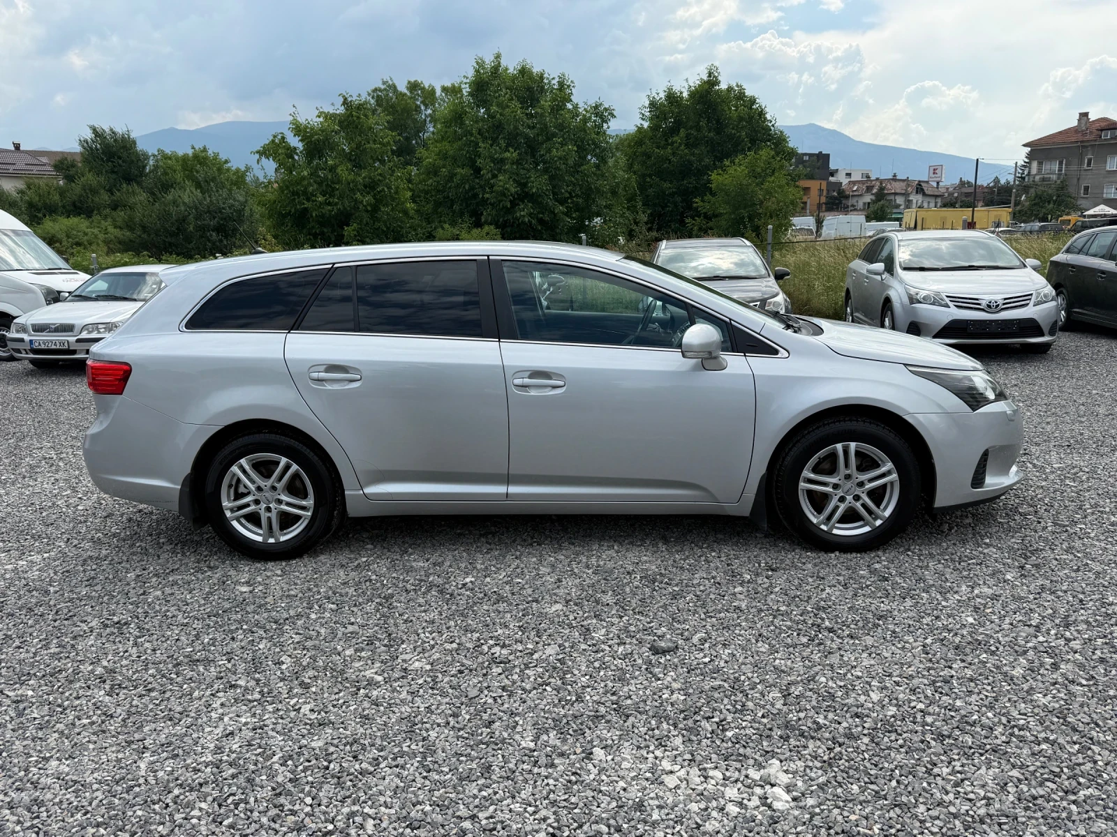 Toyota Avensis Facelift 2013г. 1.6 Valvematic(132 кс) Подгрев/EU5 - изображение 4