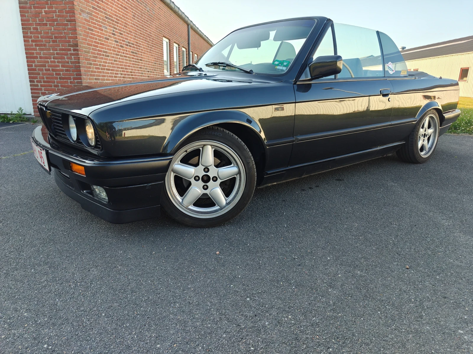 BMW 320 Е30 convertible  - изображение 9
