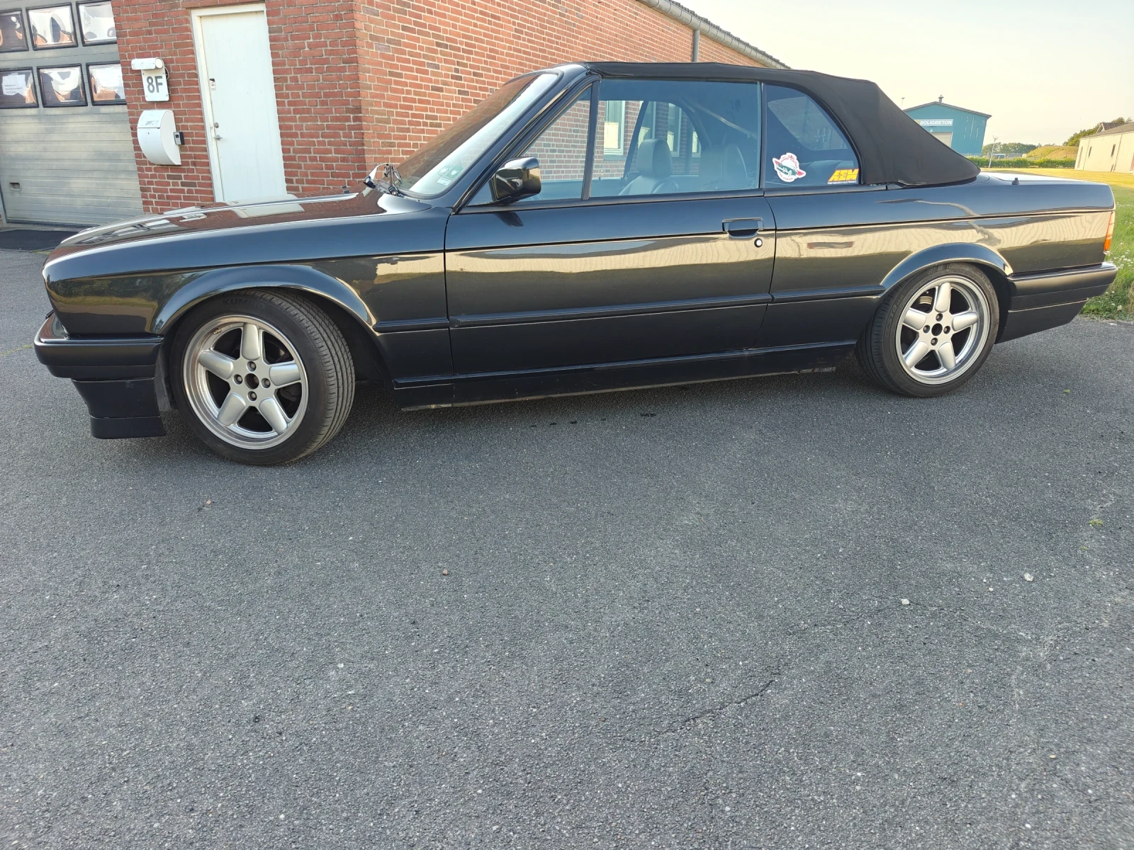 BMW 320 Е30 convertible  - изображение 3