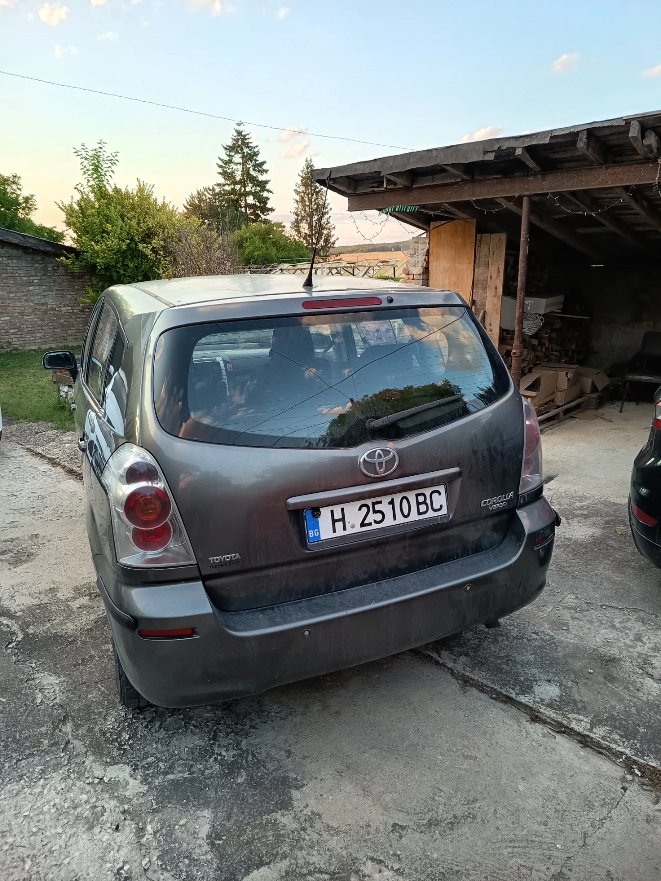 Toyota Corolla verso  - изображение 2