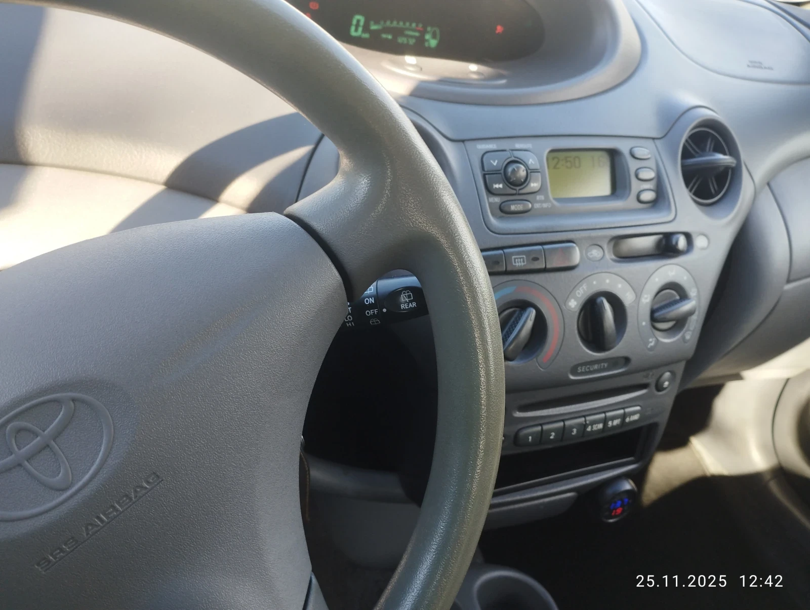 Toyota Yaris | Mobile.bg   5