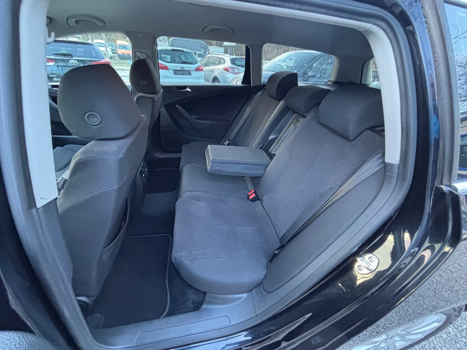 VW Passat 2.0TDI - изображение 10