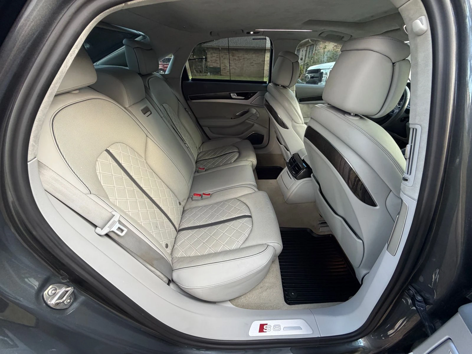 Audi S8 | Mobile.bg � ����������� 11