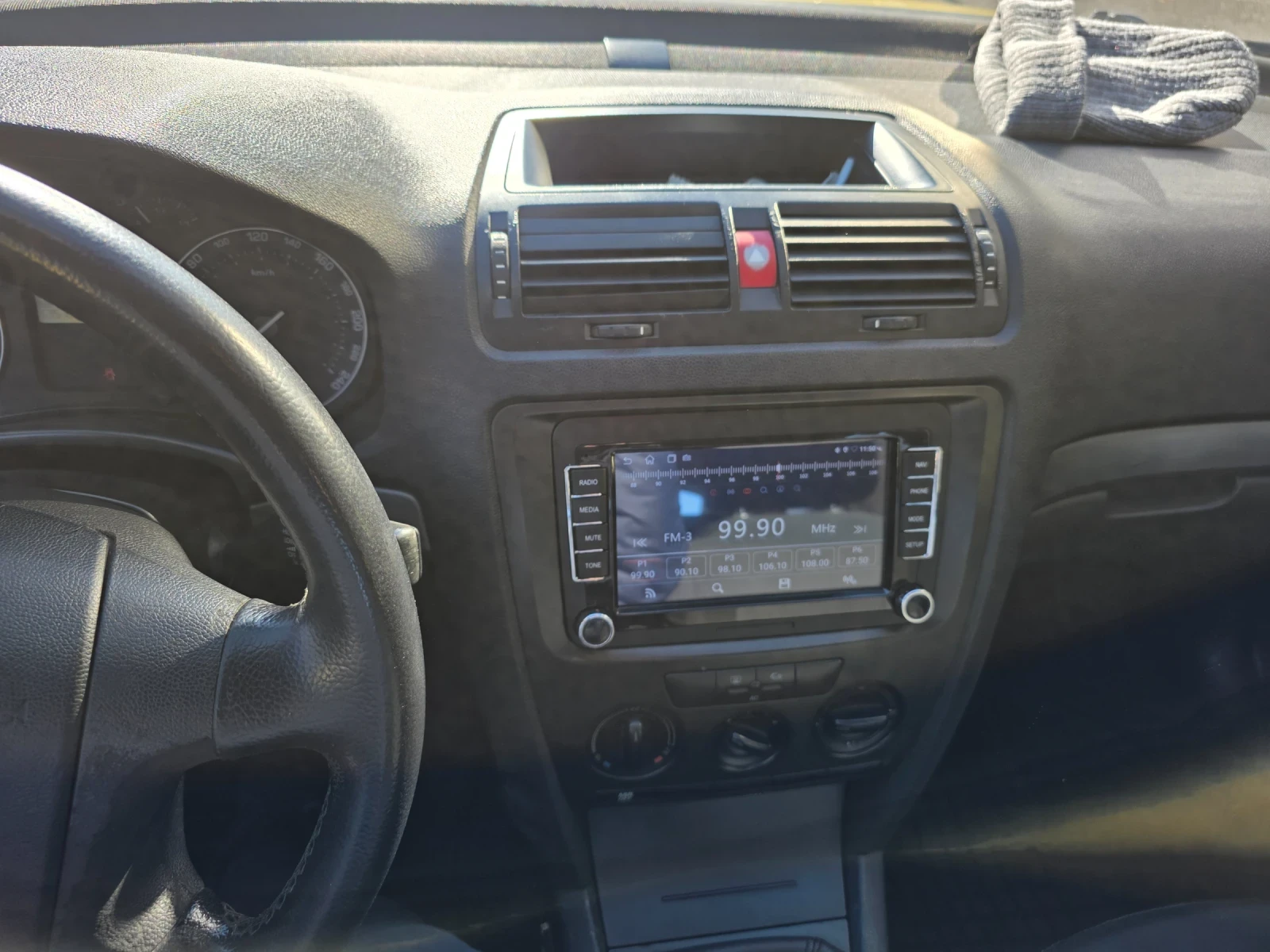 Skoda Octavia 1.6  - изображение 3