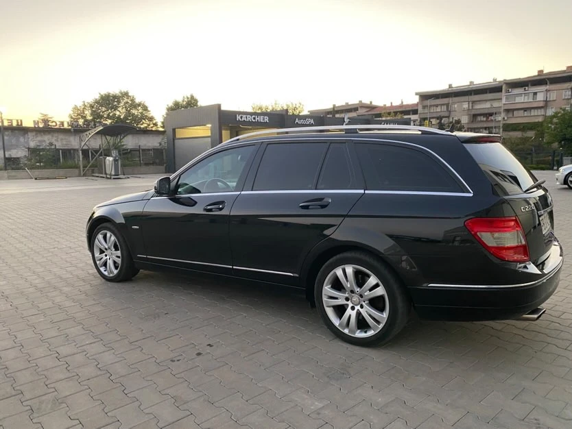 Mercedes-Benz C 220 Mercedes 2.2 (646) 5G tronic задно задвижване , снимка 5 - Автомобили и джипове - 53779350