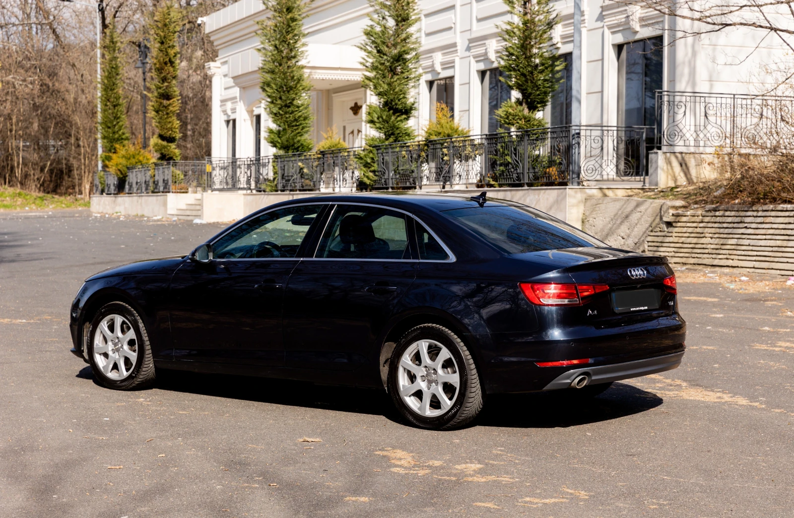 Audi A4 Audi A4 LIMOUSINE/2.0TDI/7AT/������ ������ | Mobile.bg � ����������� 17