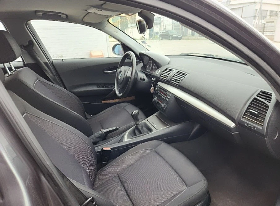 BMW 118, снимка 11 - Автомобили и джипове - 54128316