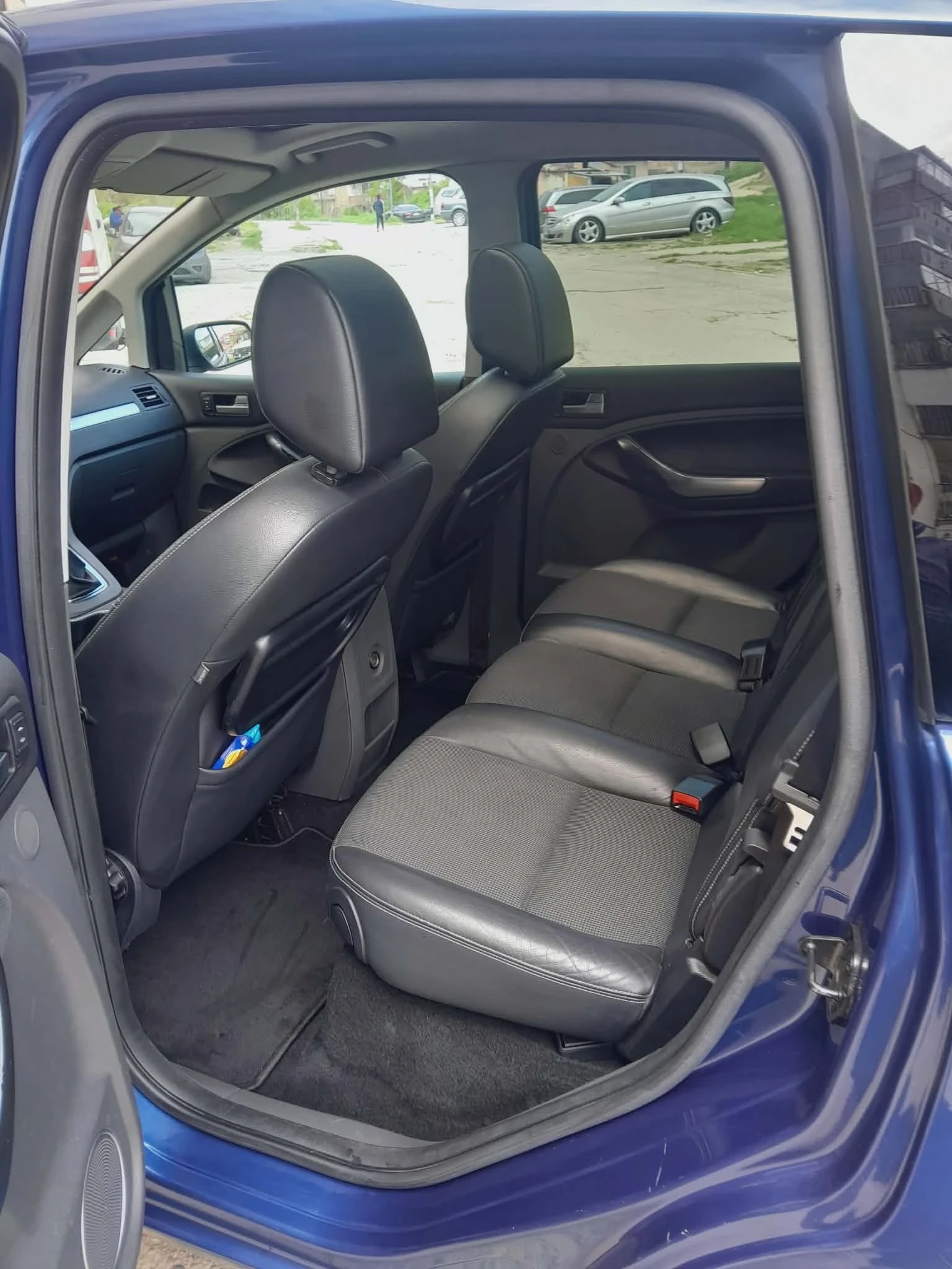 Ford C-max, снимка 8 - Автомобили и джипове - 54367752