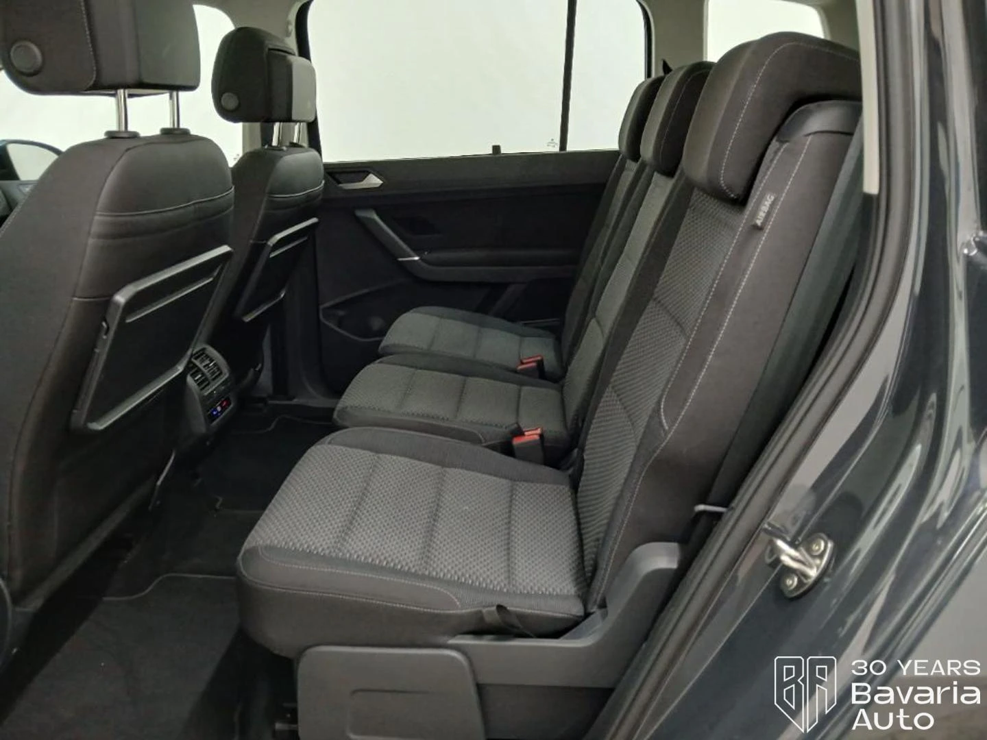 VW Touran Comfortline DSG, снимка 7 - Автомобили и джипове - 54396873