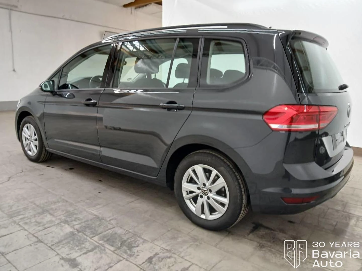 VW Touran Comfortline DSG, снимка 2 - Автомобили и джипове - 54396873