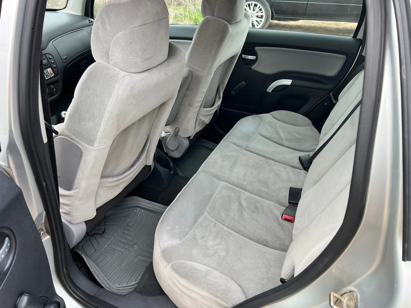 Citroen C3 1.4, снимка 9 - Автомобили и джипове - 54601344