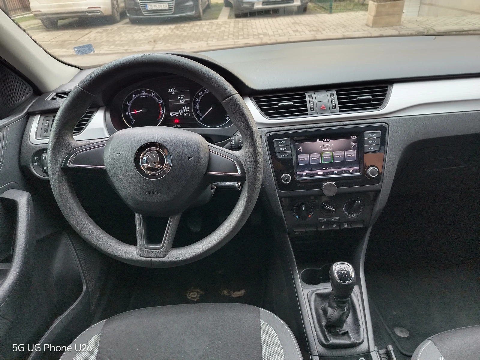 Skoda Rapid 1.0 TSI, снимка 11 - Автомобили и джипове - 54791963