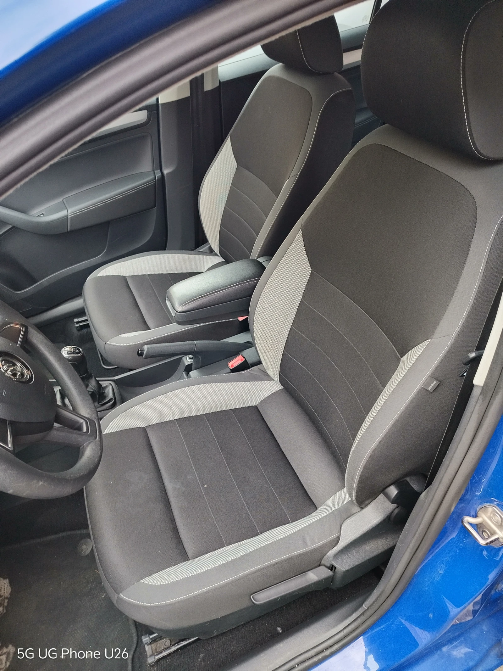 Skoda Rapid 1.0 TSI, снимка 9 - Автомобили и джипове - 54791963