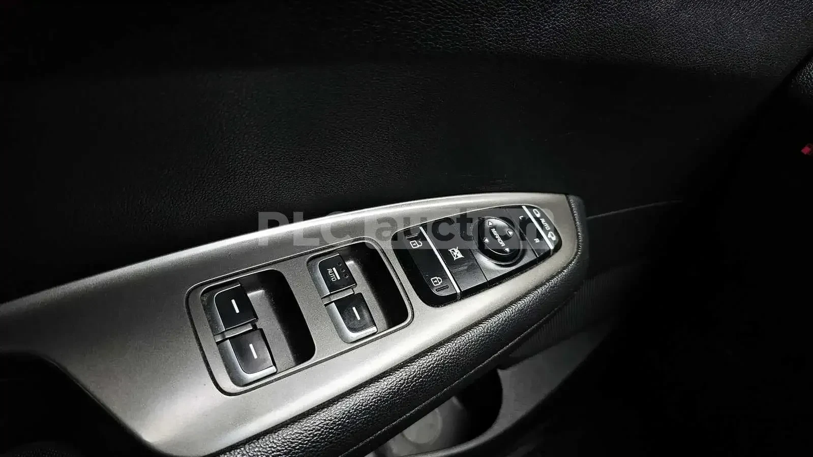 Kia K5, снимка 12 - Автомобили и джипове - 54865609