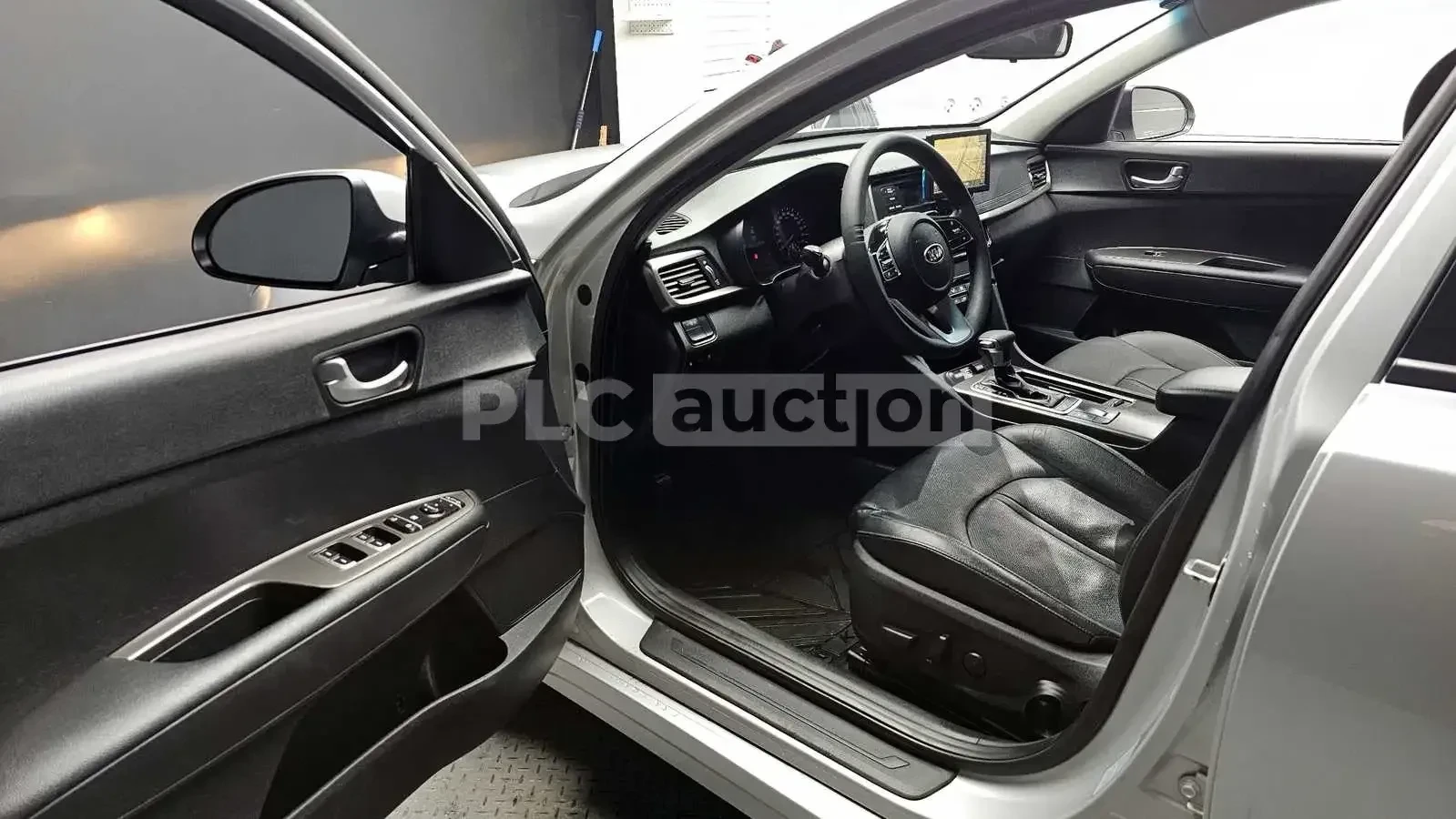 Kia K5, снимка 6 - Автомобили и джипове - 54865609