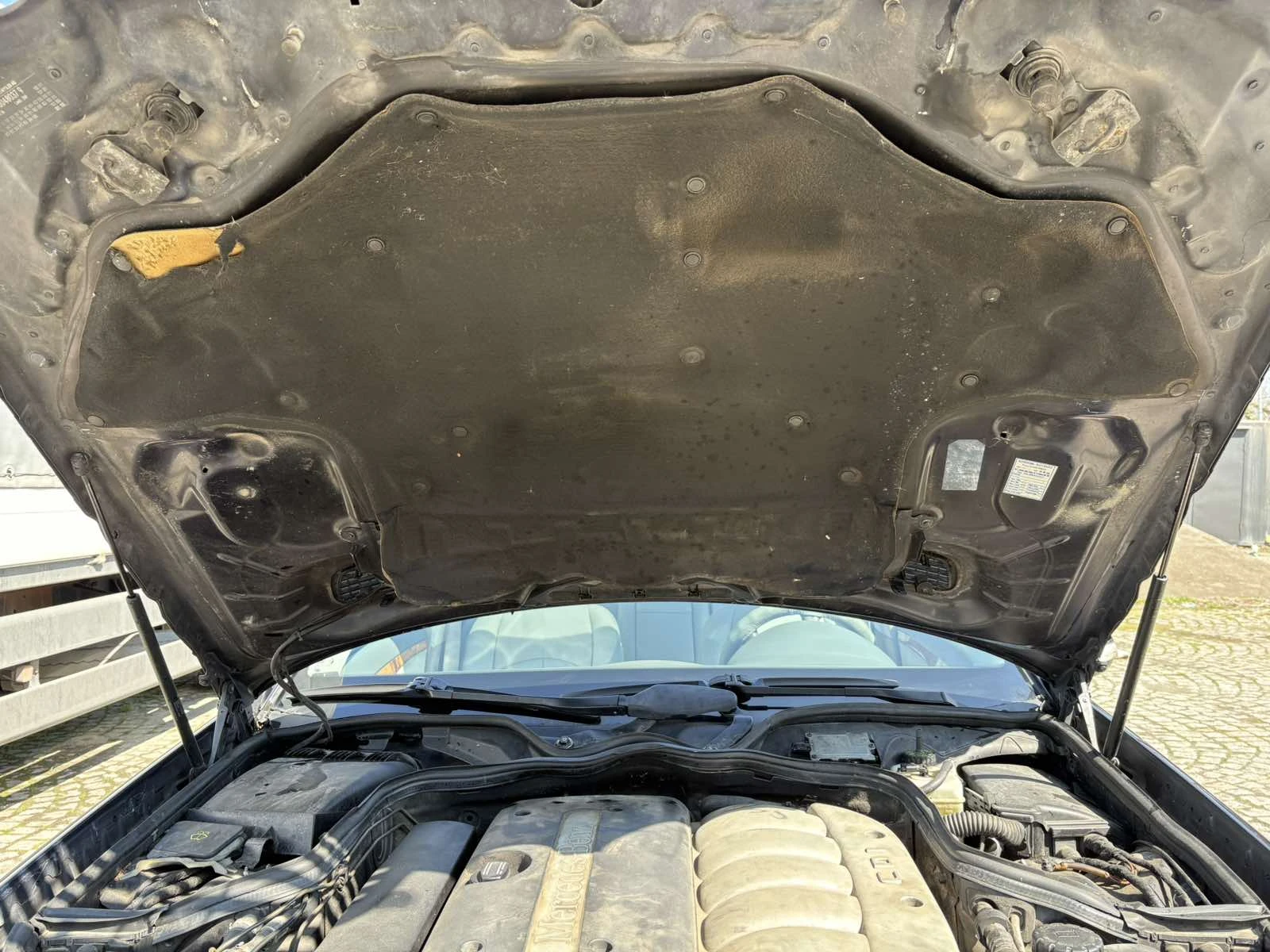 Mercedes-Benz E 270 cdi Elegancе, снимка 11 - Автомобили и джипове - 54958562