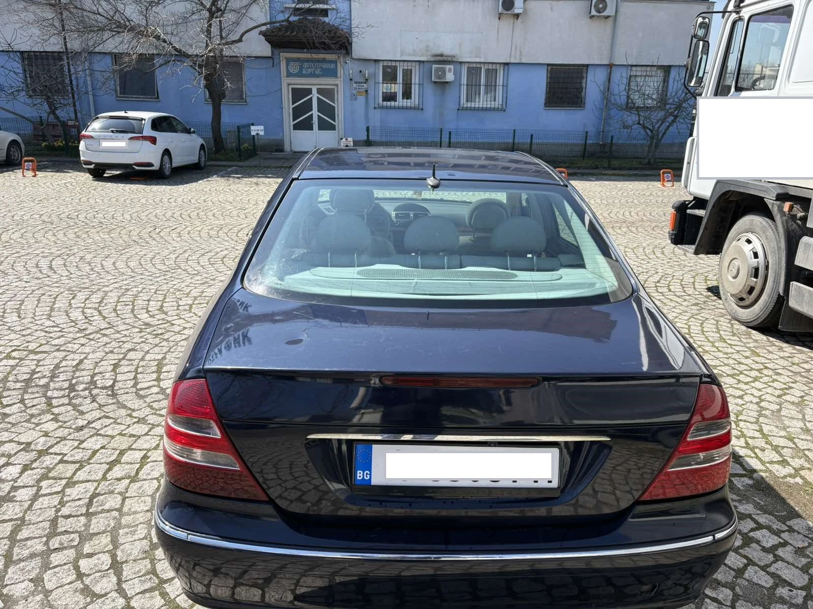 Mercedes-Benz E 270 cdi Elegancе, снимка 5 - Автомобили и джипове - 54958562