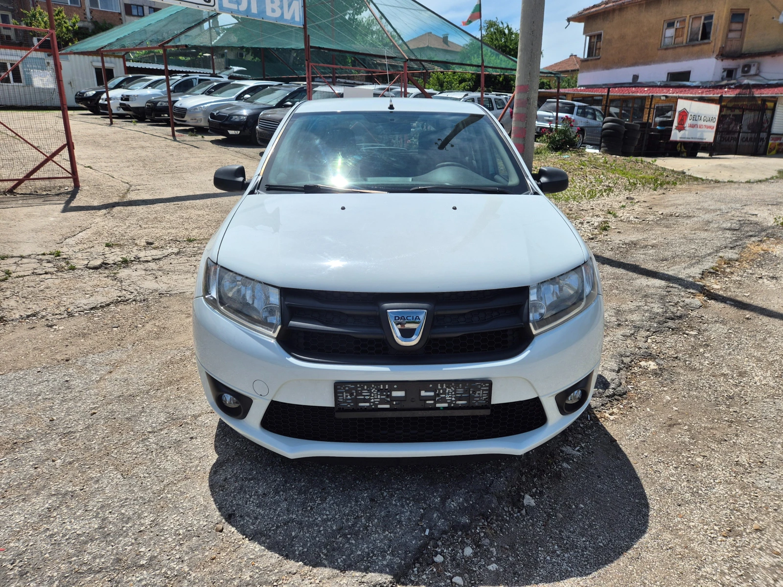 Dacia Sandero 1.2i* ГАЗ, снимка 2 - Автомобили и джипове - 54959452