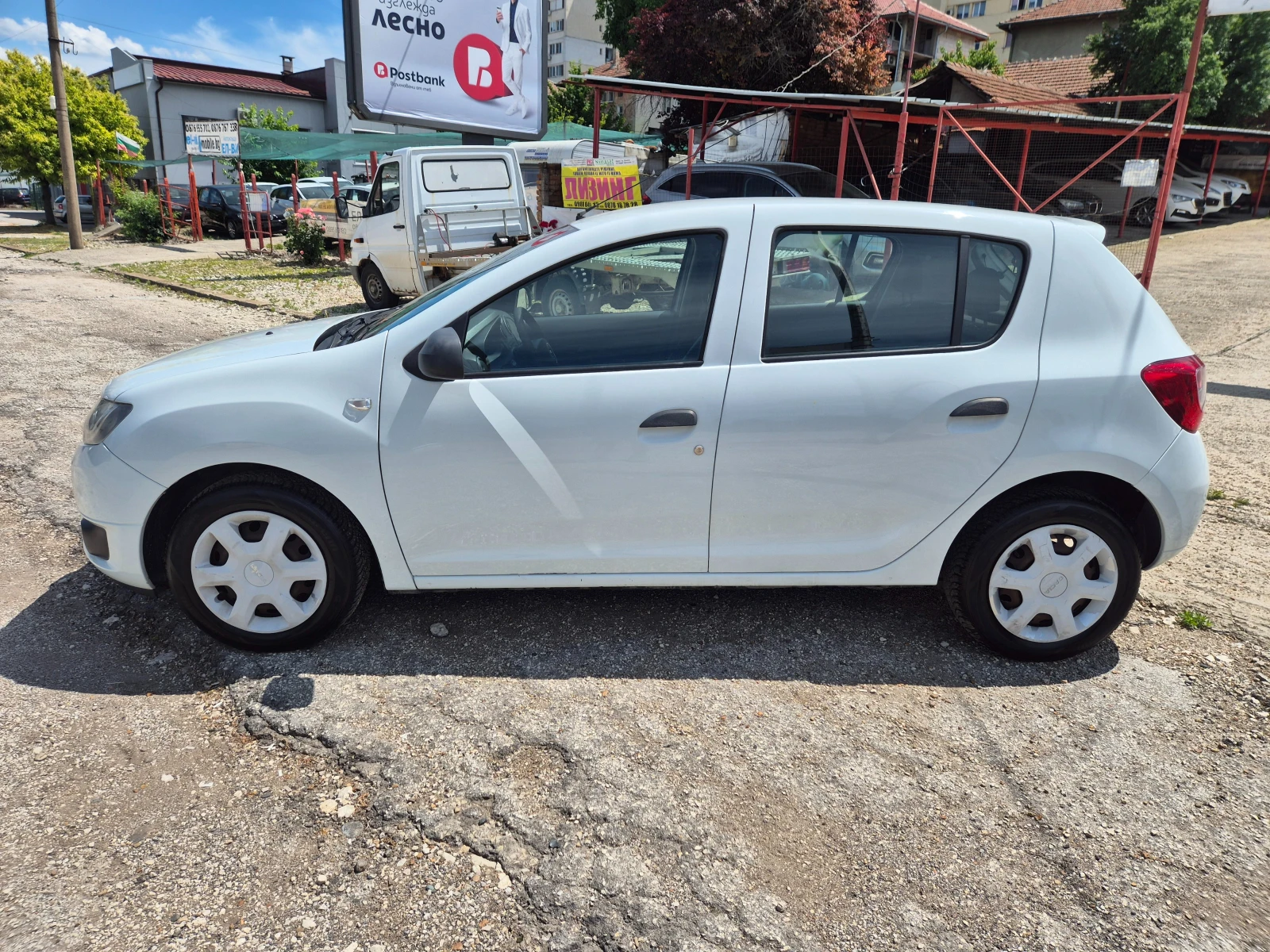 Dacia Sandero 1.2i* ГАЗ, снимка 8 - Автомобили и джипове - 54959452