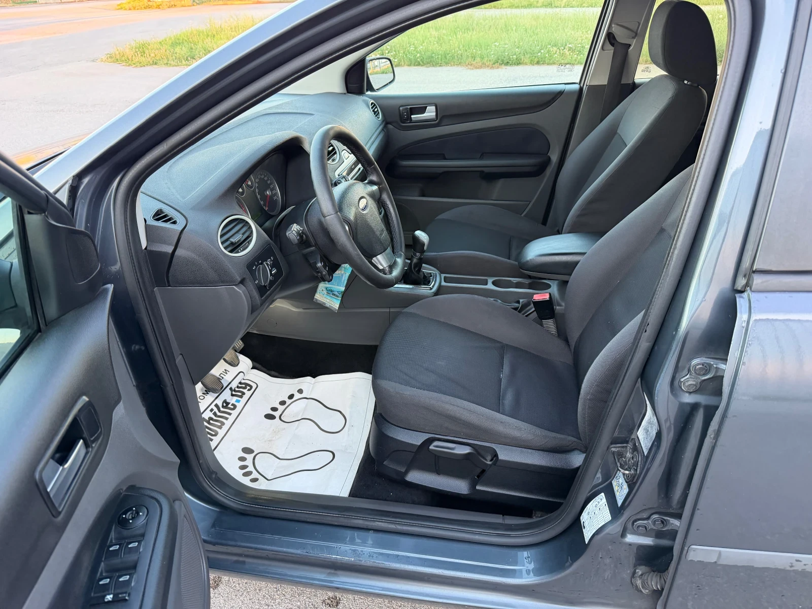 Ford Focus 1.6 TDCI  110k, снимка 10 - Автомобили и джипове - 55169426
