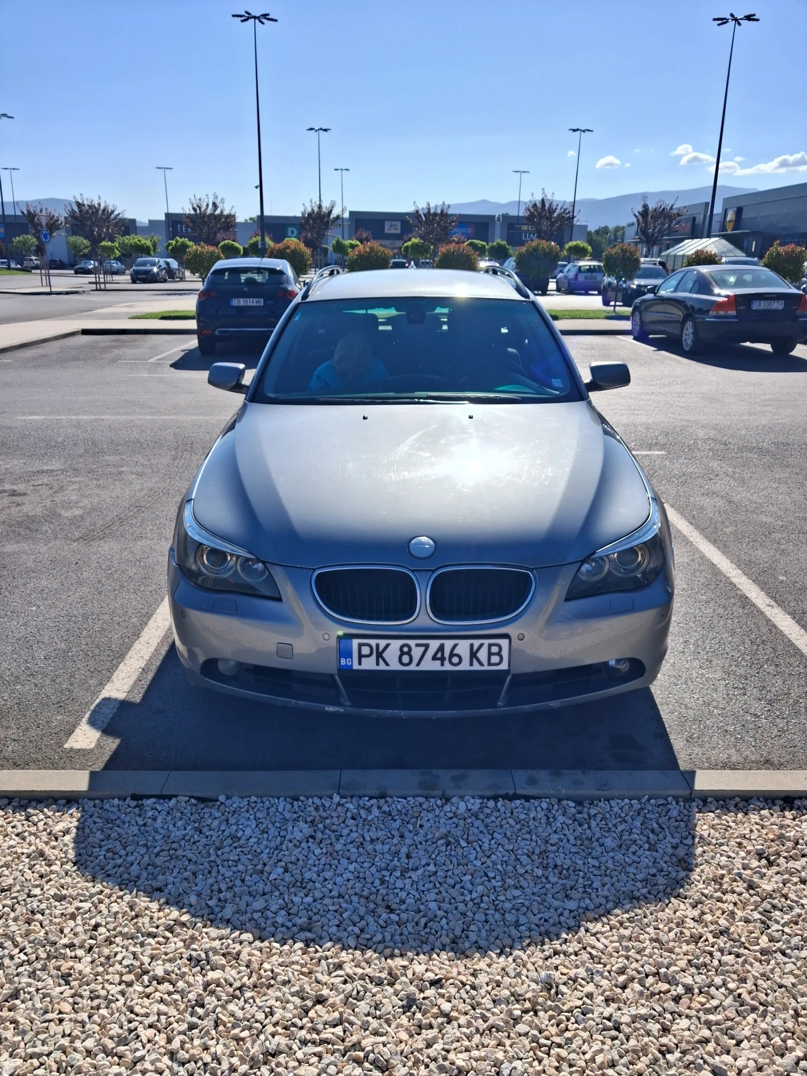 BMW 525