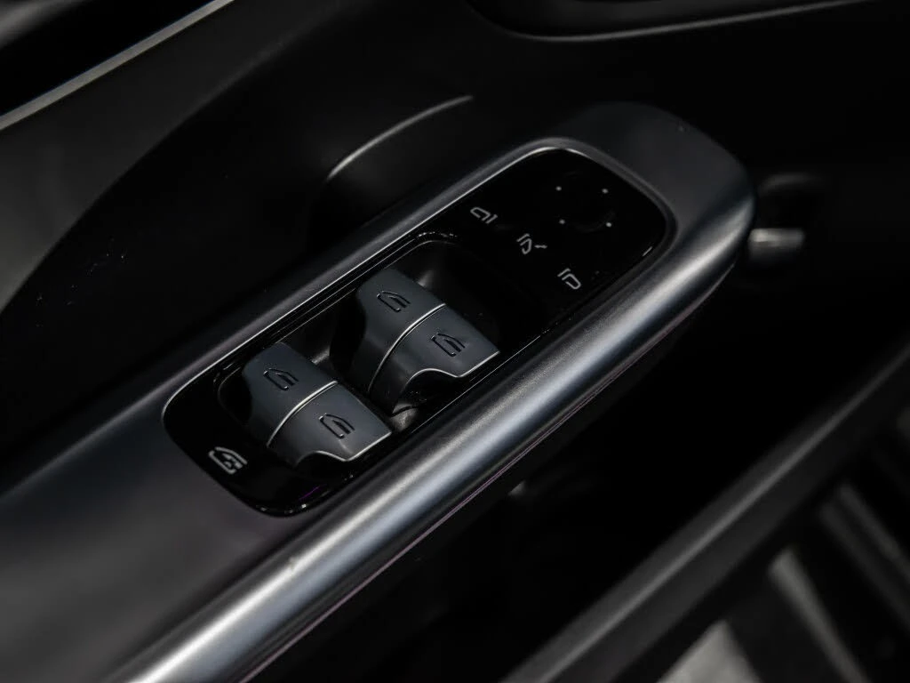 Mercedes-Benz C 300 4MATIC/DIGITAL/HEAD-UP/DRIVE-ASSISTS, снимка 14 - Автомобили и джипове - 55450299