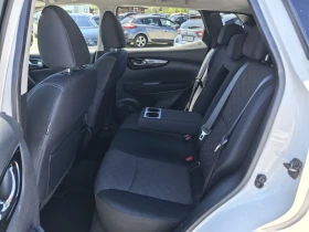 Nissan Qashqai 1.2T PANORAMA 360  (Сервизна история ) , снимка 9