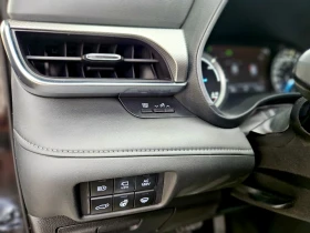 Обява за продажба на Toyota Highlander Platinum Hybrid eAWD 55000 км.  ~73 000 лв. - изображение 8