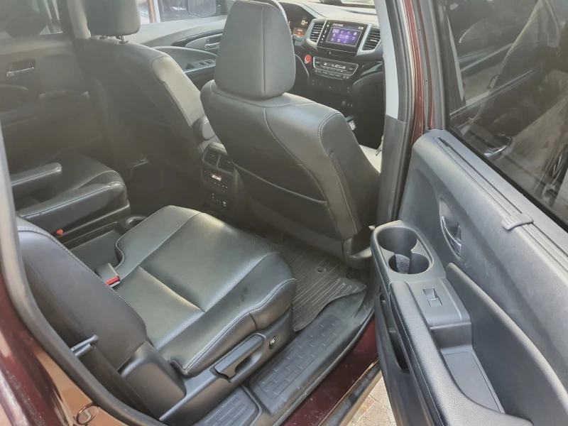 Honda Pilot Touring AWD, снимка 11 - Автомобили и джипове - 47519202