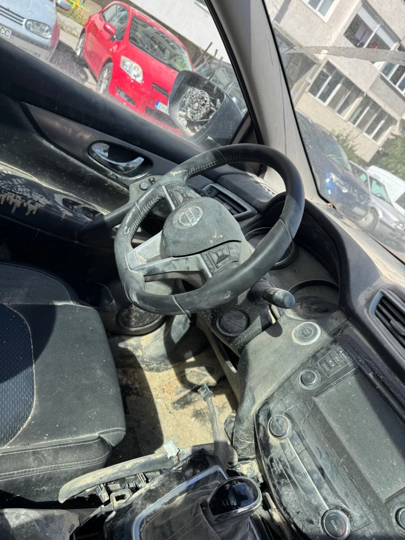 Nissan Qashqai 1.5DCI 1.3DIG-T, снимка 6 - Автомобили и джипове - 47956996