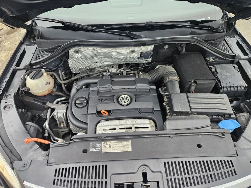 VW Tiguan 1.4 I  140 к.с  R-LINE , снимка 16 - Автомобили и джипове - 52854790