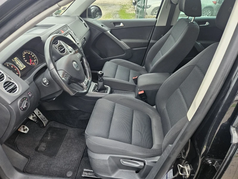 VW Tiguan 1.4 I  140 к.с  R-LINE , снимка 8 - Автомобили и джипове - 52854790