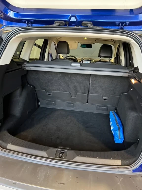 Ford Kuga 1.5b Titanium 150ps, снимка 10 - Автомобили и джипове - 53300037