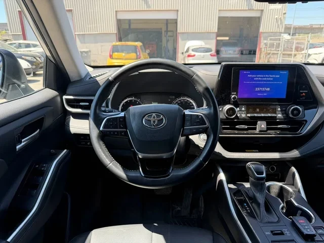 Toyota Highlander XLE AWD !FULL! PANORAMA, снимка 6 - Автомобили и джипове - 55099412
