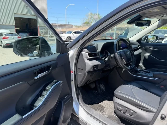 Toyota Highlander XLE AWD !FULL! PANORAMA, снимка 9 - Автомобили и джипове - 55099412