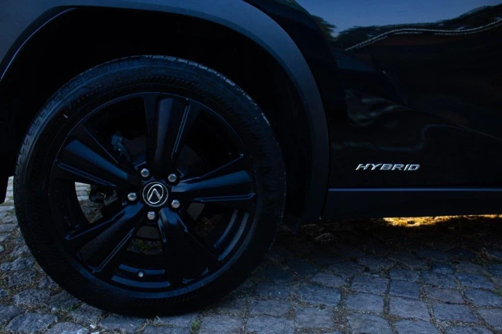 Lexus UX 250h 4 x 4  | Mobile.bg   4