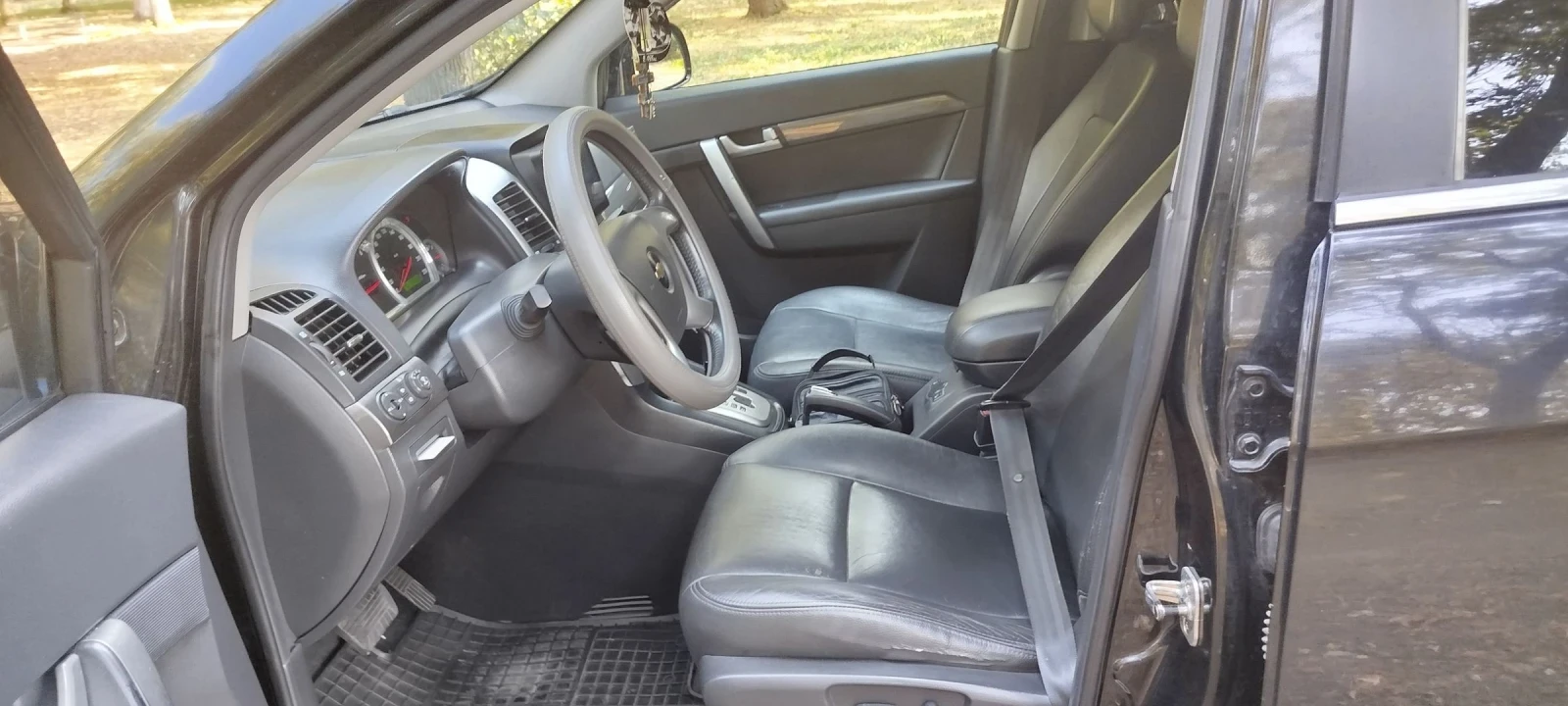 Chevrolet Captiva Джип - изображение 7