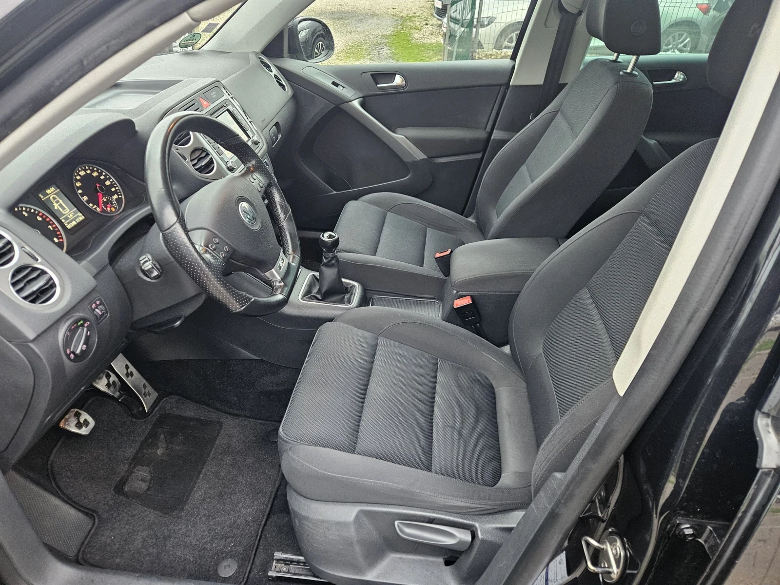 VW Tiguan 1.4 I  140 к.с  R-LINE  - изображение 8