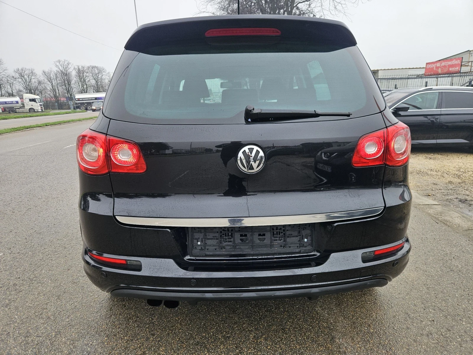 VW Tiguan 1.4 I  140 к.с  R-LINE  - изображение 6
