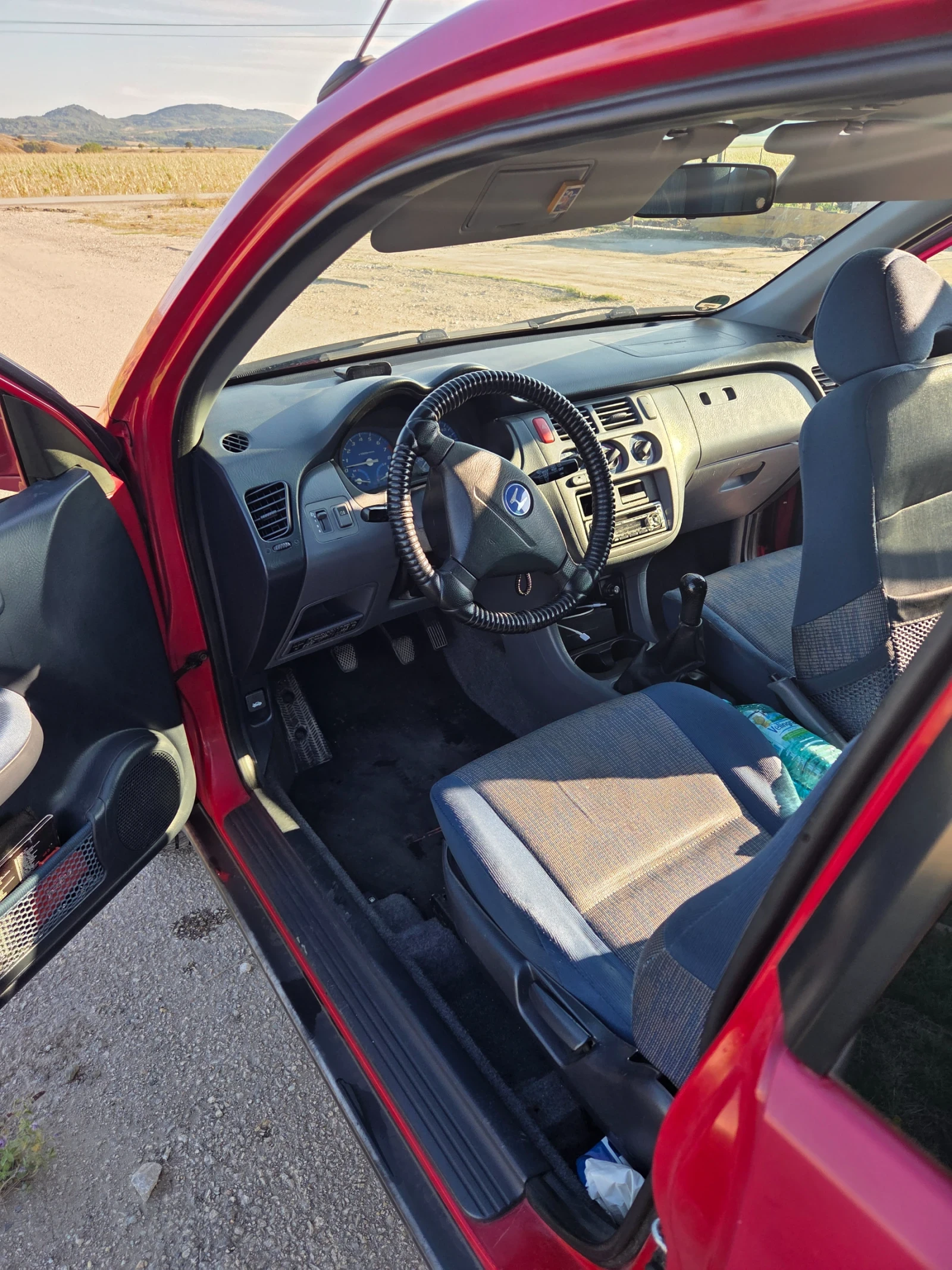 Honda Hr-v Само на предно с газ, снимка 4 - Автомобили и джипове - 53809809