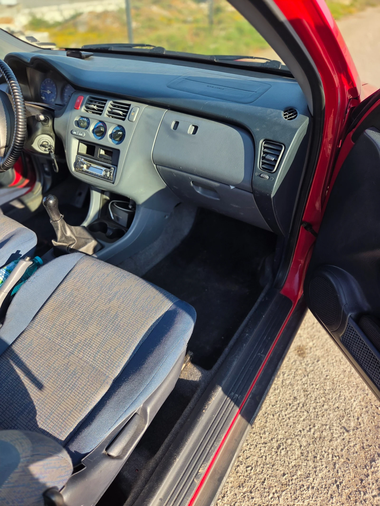 Honda Hr-v Само на предно с газ, снимка 7 - Автомобили и джипове - 53809809