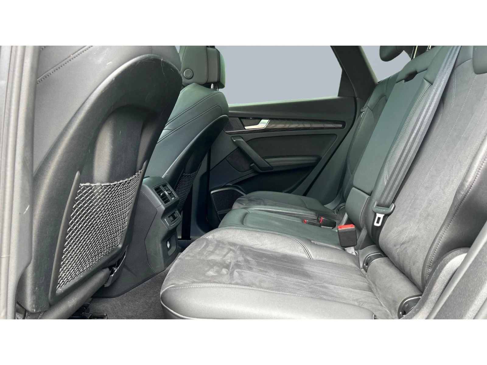 Audi Q5, снимка 8 - Автомобили и джипове - 54030362