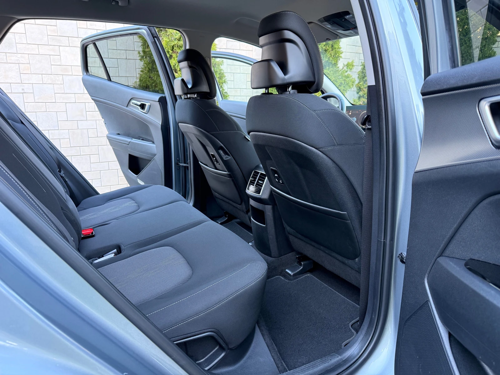 Kia Sportage 1.6 Plug-in Hybrid* 4x4* 67000�� | Mobile.bg � ����������� 12