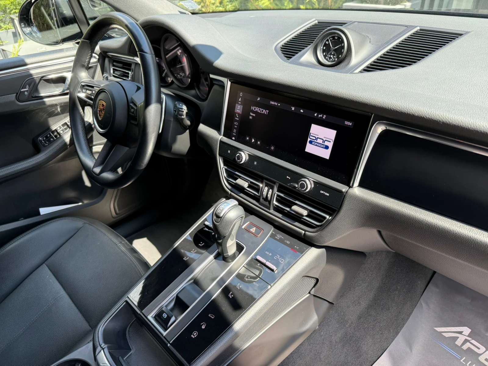 Porsche Macan, снимка 15 - Автомобили и джипове - 54156821