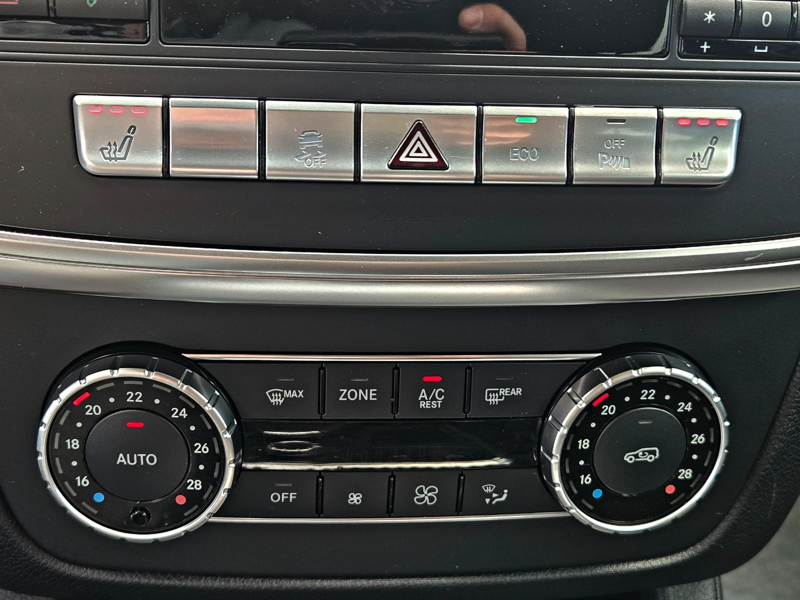 Mercedes-Benz ML 350 AMG/SPECIAL EDITION/GERMANY/ПОДГРЕВ/START-STOP/LIZ, снимка 12 - Автомобили и джипове - 54438669