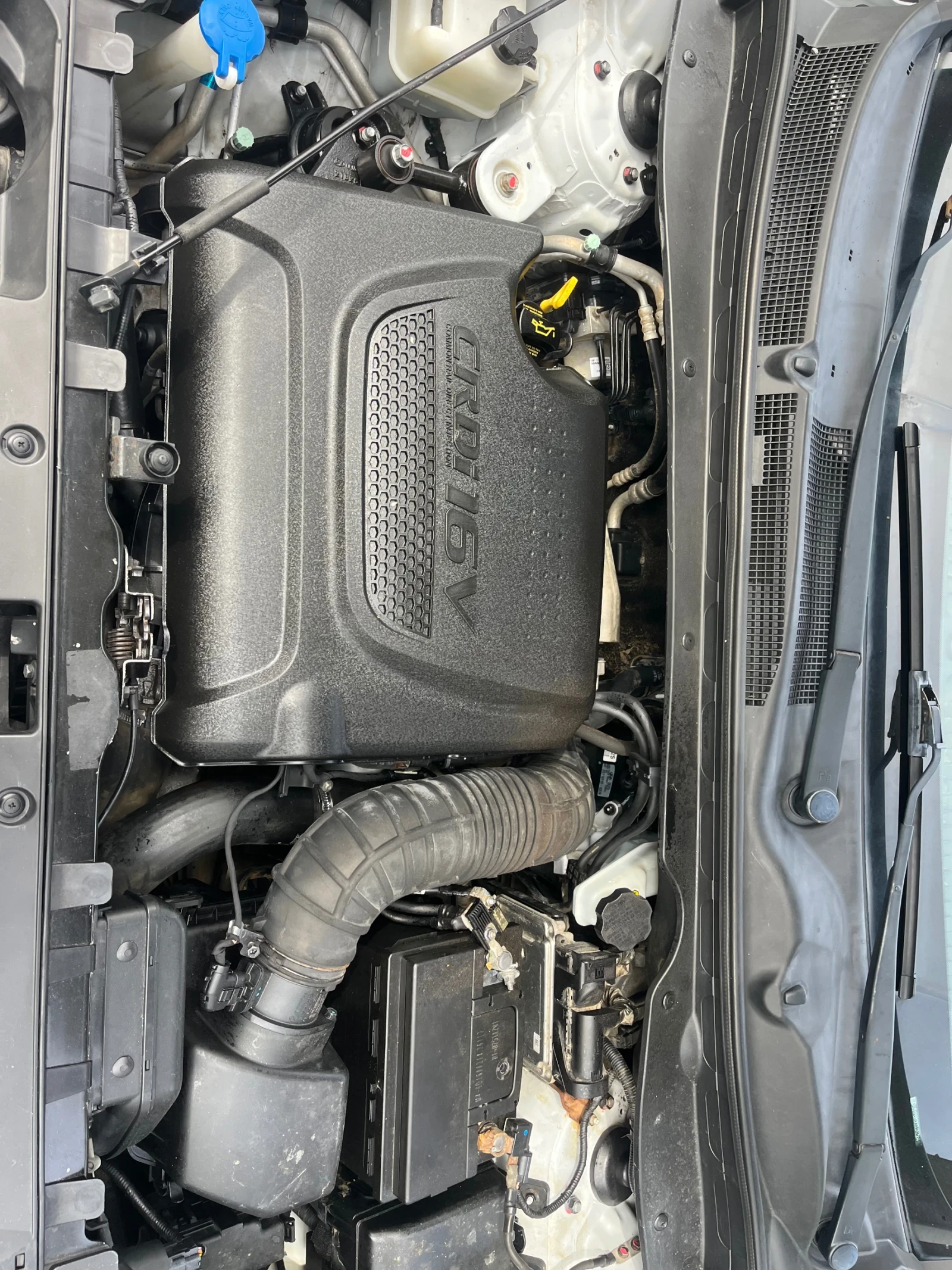 Kia Sportage 2.0crdi 4* 4, снимка 11 - Автомобили и джипове - 54831269