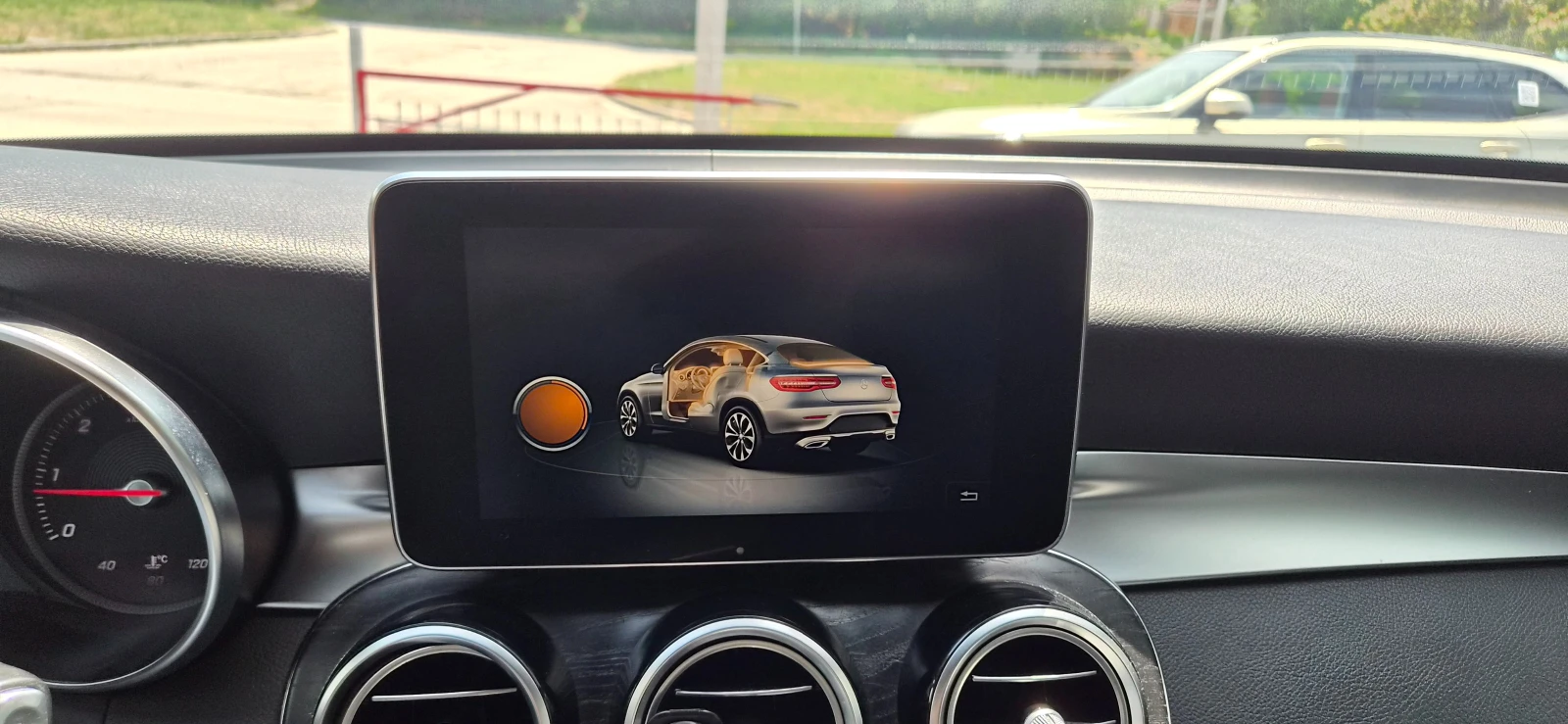 Mercedes-Benz GLC 220 Coupe  4MATIC , снимка 12 - Автомобили и джипове - 54846619