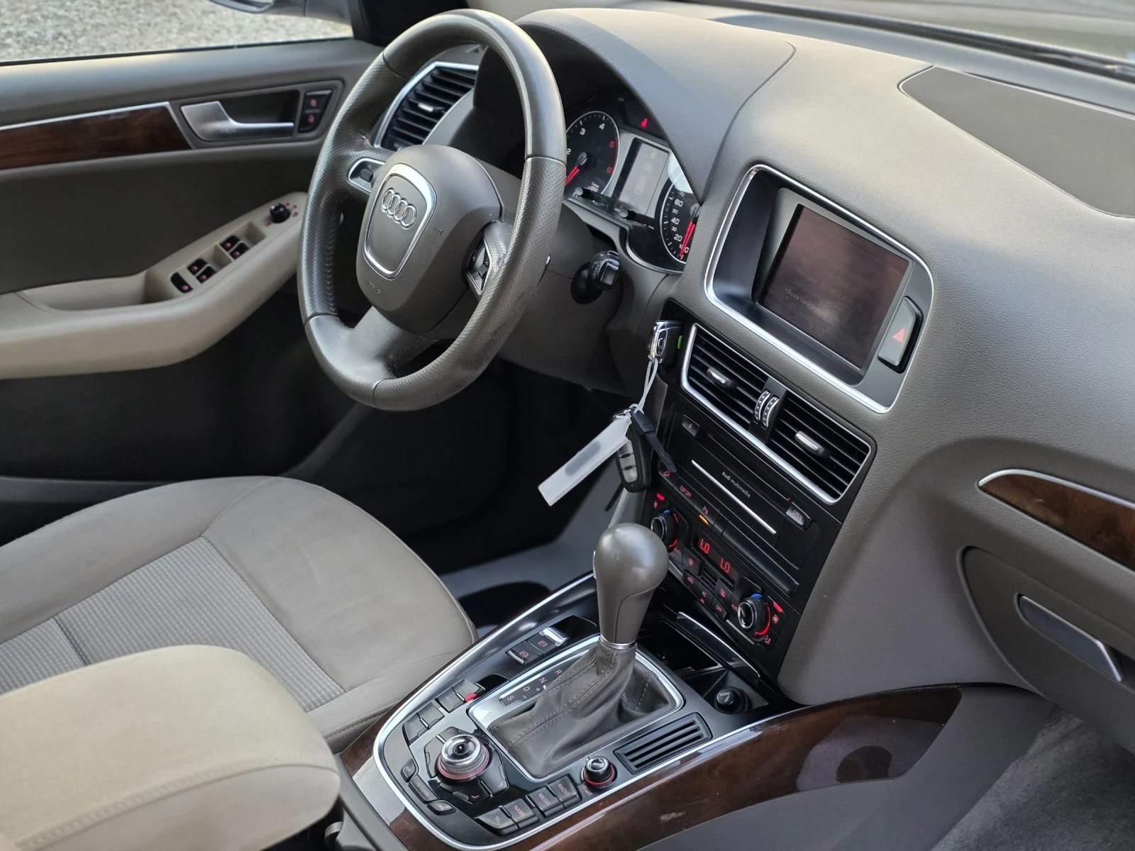 Audi Q5 3.0 tdi 239 k.c. Quattro Собствен  Лизинг, снимка 14 - Автомобили и джипове - 55304424