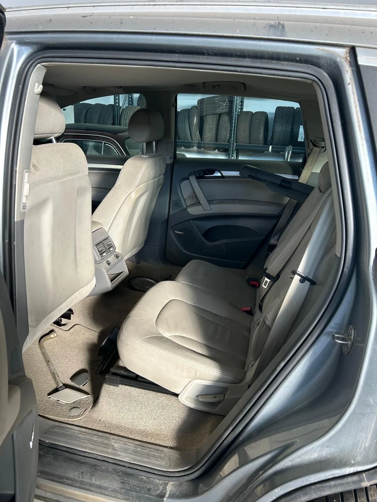 Audi Q7, снимка 6 - Автомобили и джипове - 55662323