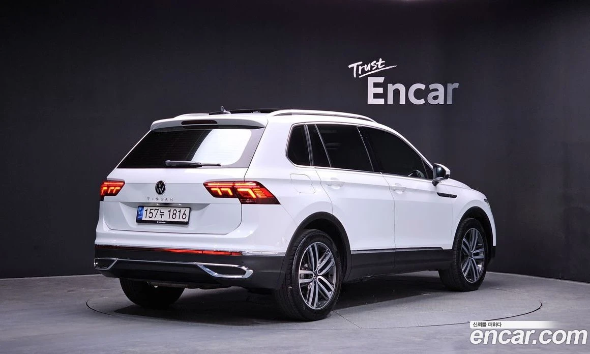 VW Tiguan 2.0 TDI Prestige, снимка 2 - Автомобили и джипове - 56122186